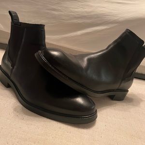 Cole Haan Black Chelsea Boot Sz 11 Like New
